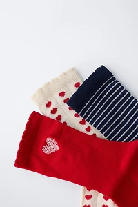 THREE-PACK OF STRIPED AND HEART SOCKS