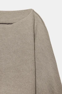 LONG SLEEVE CROP TOP