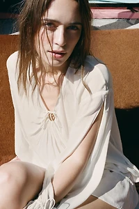 FLOWY SEMI-SHEER TOP
