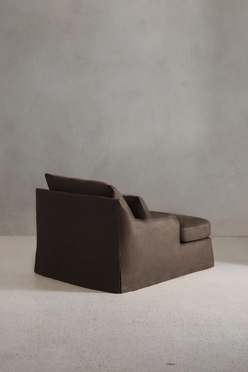 LOVESEAT 01