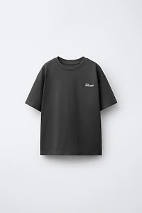 HEAVYWEIGHT EMBROIDERED TEXT T-SHIRT