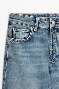Mid-waist wide-leg jeans