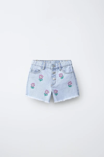 EMBROIDERED MOM FIT DENIM SHORTS
