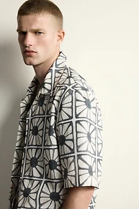 MOSAIC PRINT RELAXED FIT SHIRT