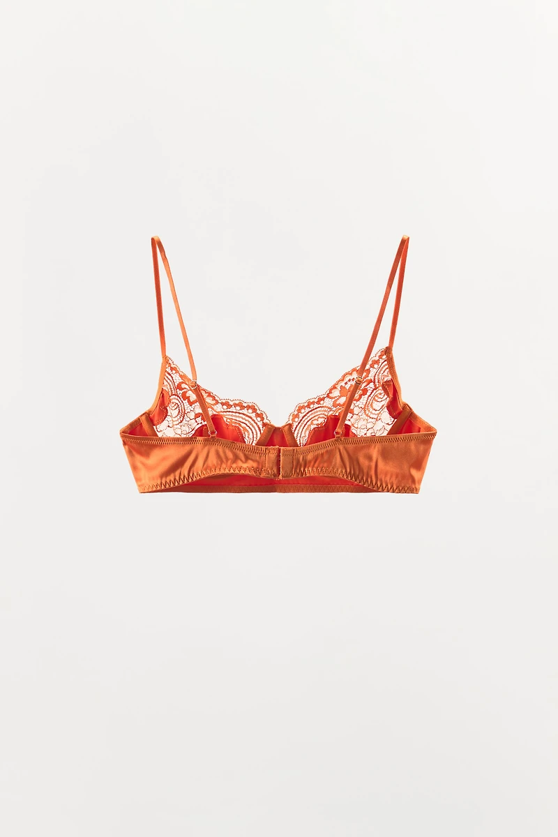 SATIN EFFECT LACE UNDERWIRE BRA