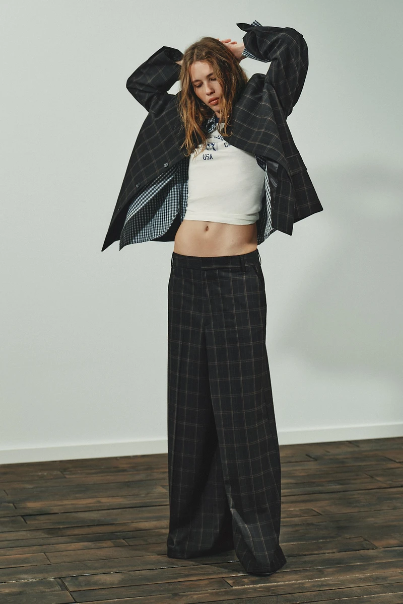 HIGH-WAISTED PLAID PANTS