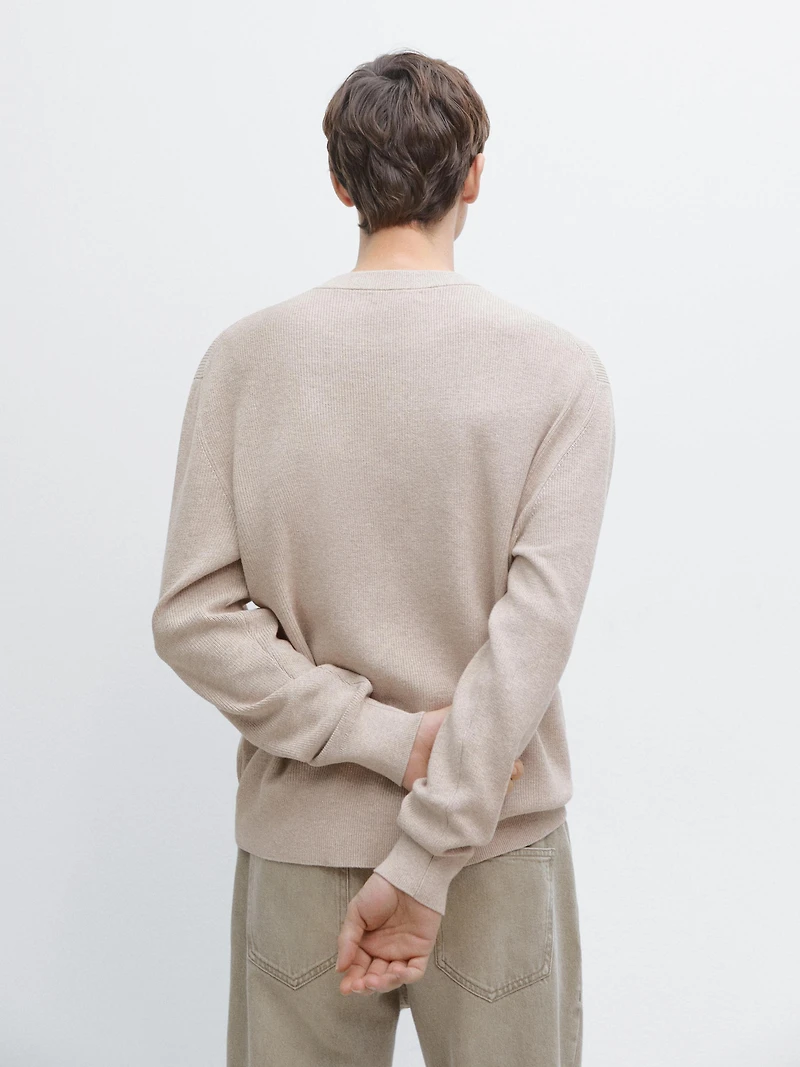 100% cotton mouliné knit sweater