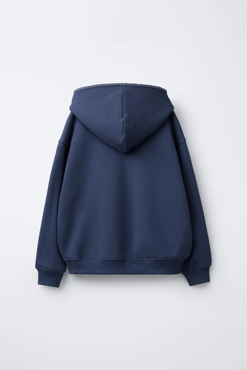 TOPSTITCHED HOODIE SWEATSHIRT