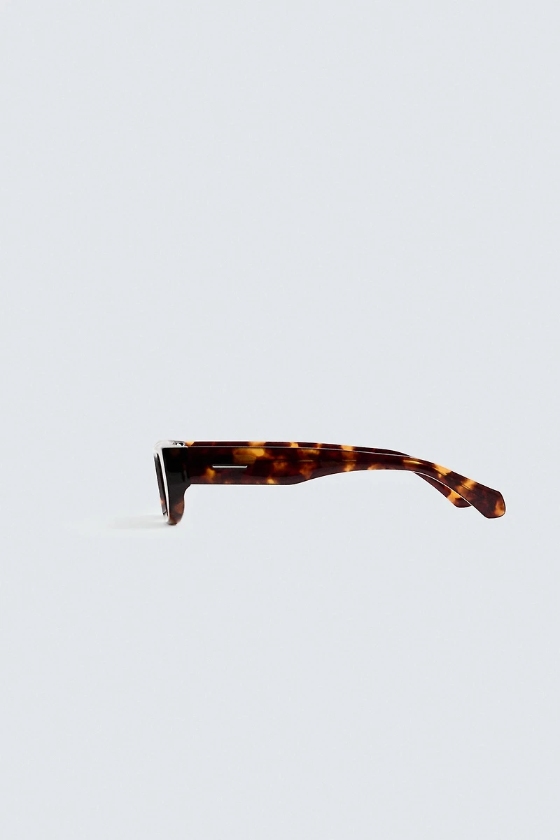 SQUARED SUNGLASSES