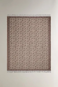 FLORAL JACQUARD BLANKET