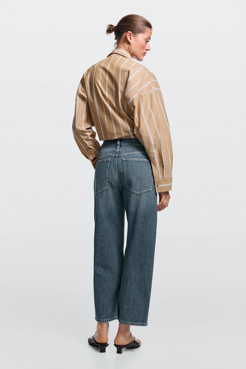 Mid-waist cropped wide-leg jeans
