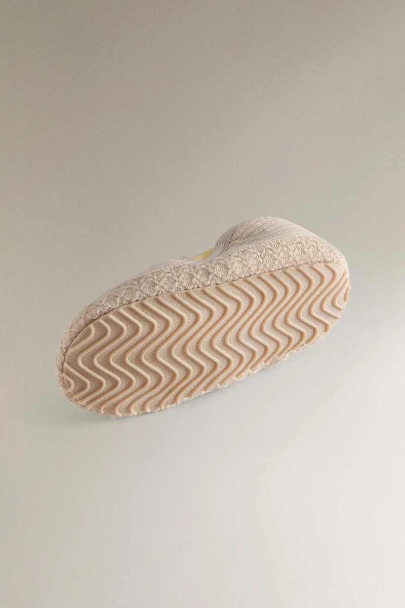 NEUTRAL MOROCCAN SLIPPERS