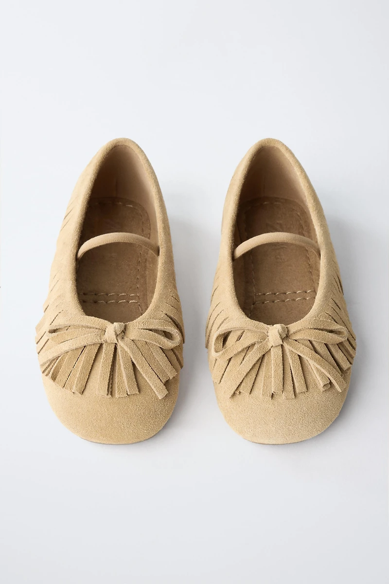 LEATHER FRINGED BALLET FLATS