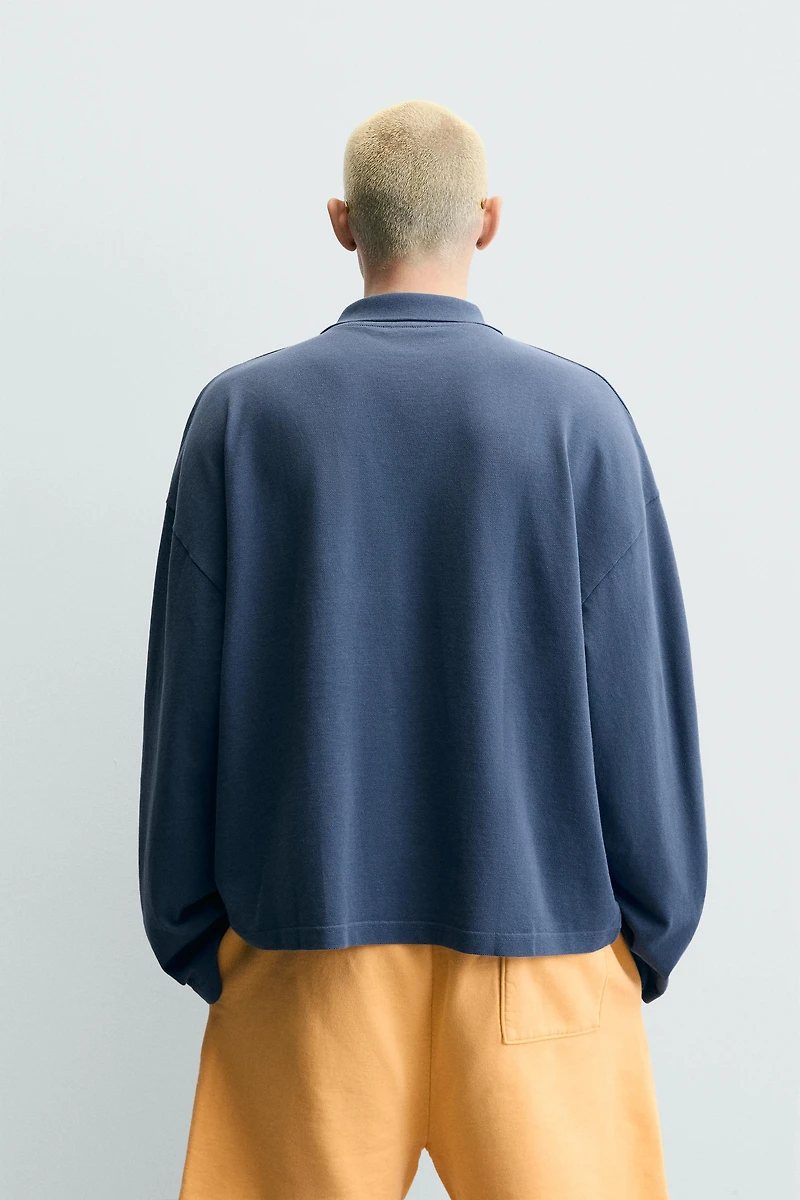 RELAXED FIT NUMBER PATCH PIQUÉ POLO