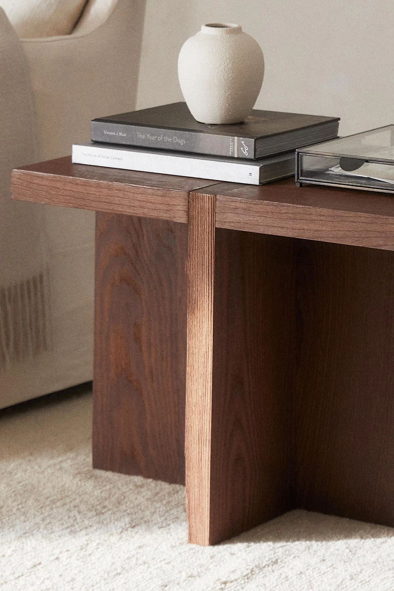 SIDETABLE 01