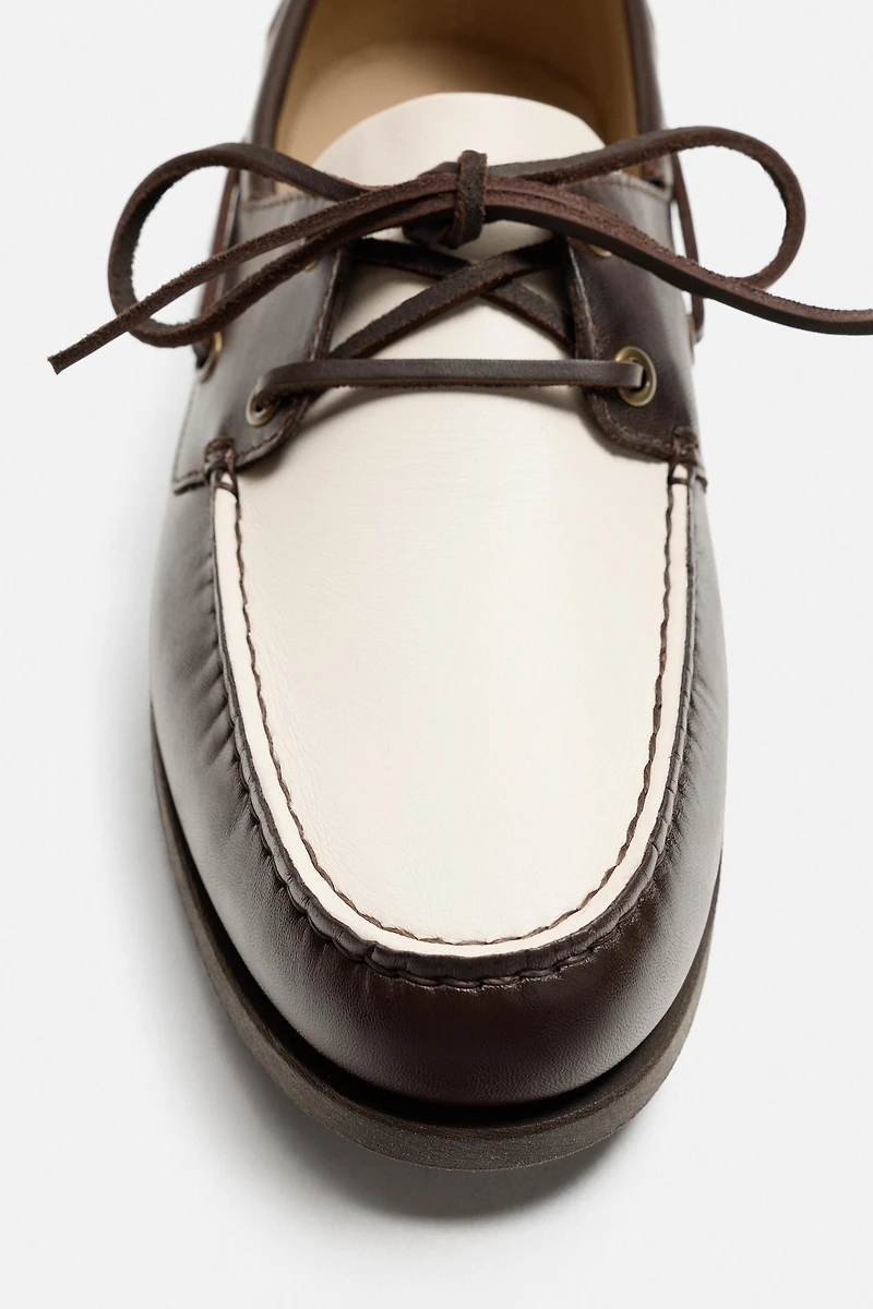 CHAUSSURES BATEAU EN CUIR