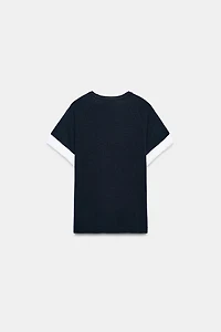 PULL EN MAILLE À MANCHES REVERS COMBINÉES