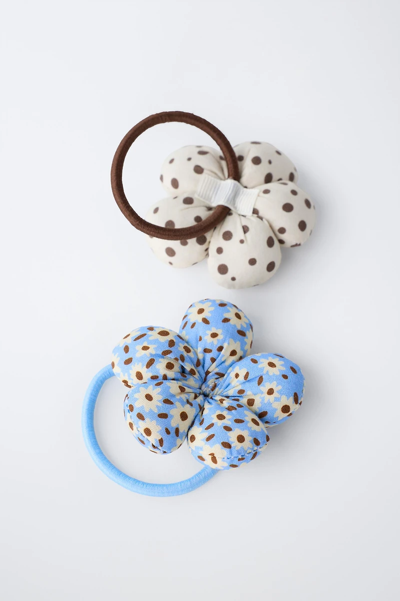 TWO-PACK OF PADDED FLOWER SCRUNCHIES