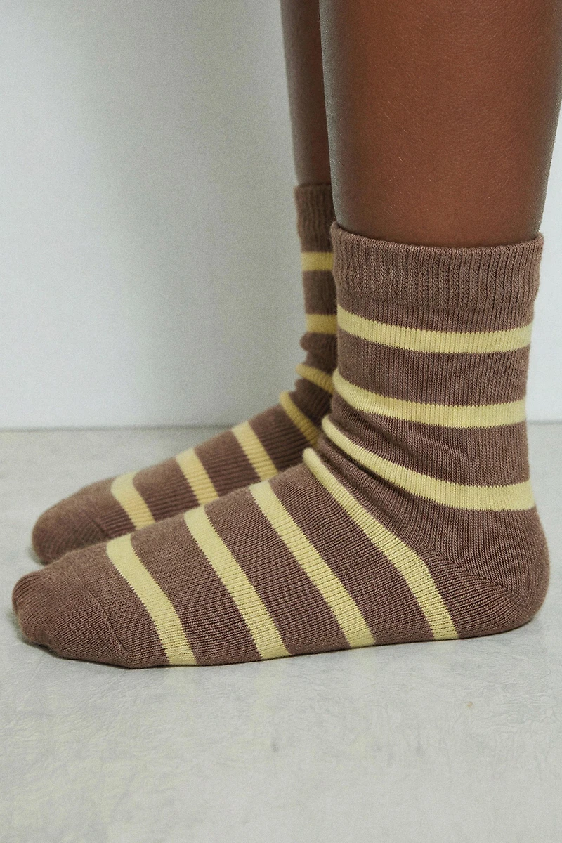 THREE-PACK OF LONG STRIPED AND POLKA DOT SOCKS