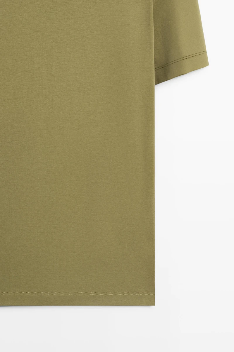 100% cotton layered collar T-shirt
