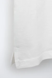 T-SHIRT IMPRIMÉ EN RELIEF