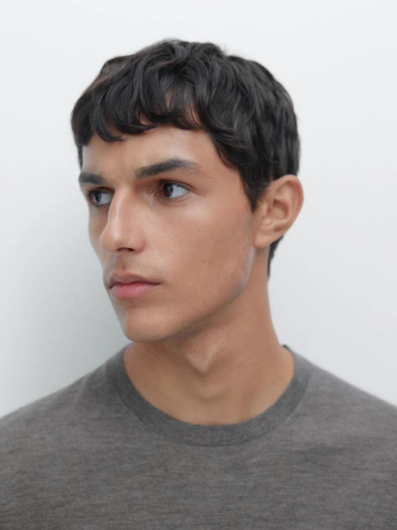 Knit 100% cashmere crew neck sweater
