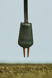 RELÈVE-PITCH GOLF