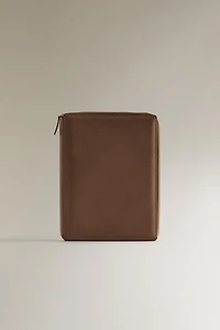 LEATHER CASE