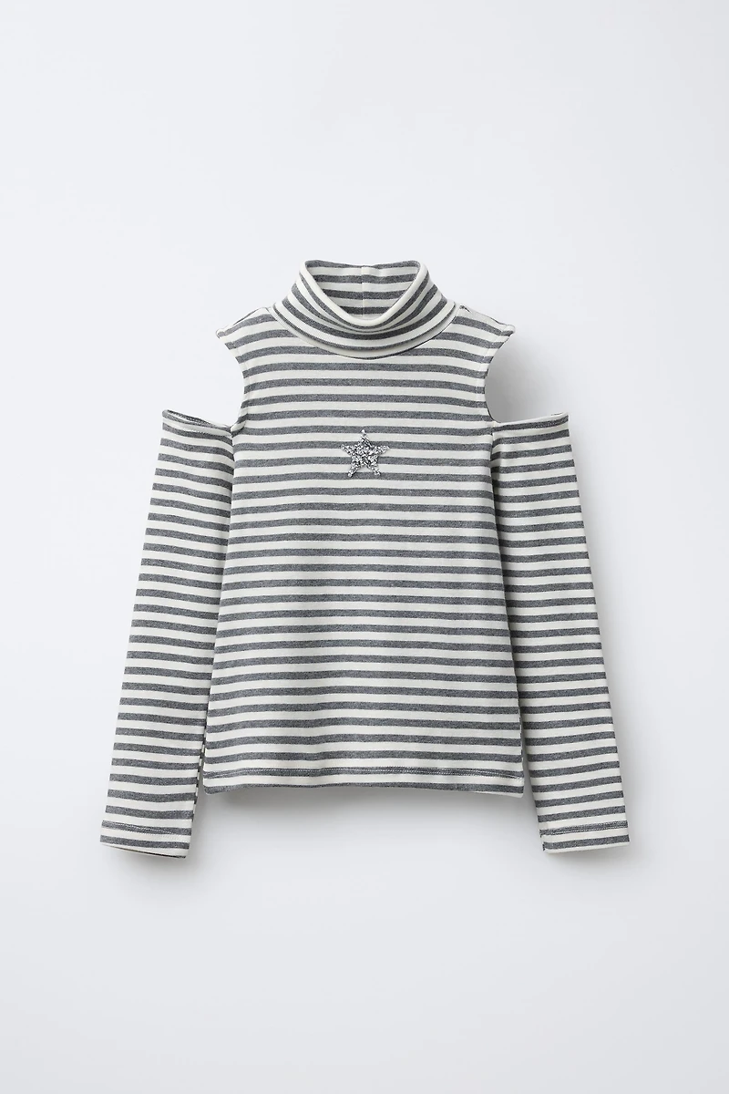 CUT-OUT TURTLENECK T-SHIRT