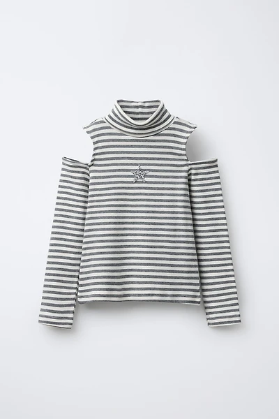 CUT-OUT TURTLENECK T-SHIRT