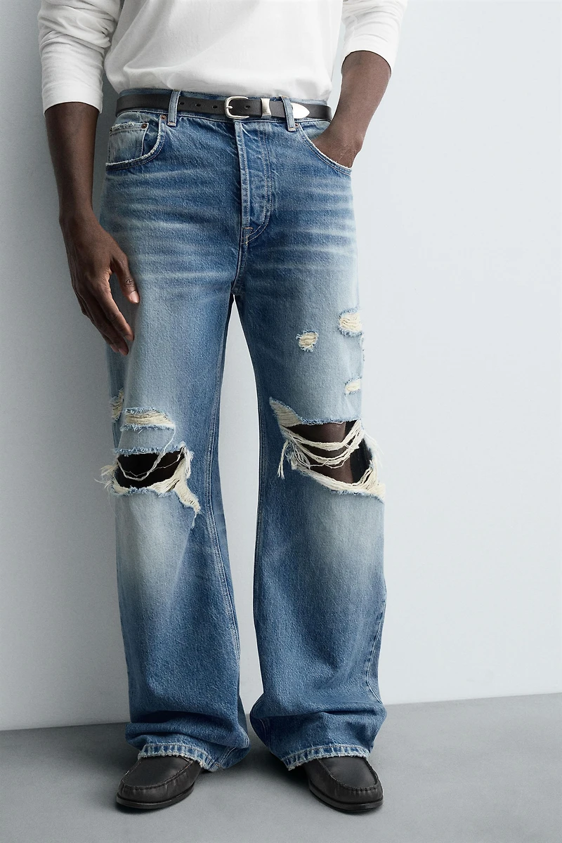 RIPPED RELAXED FIT JEANS