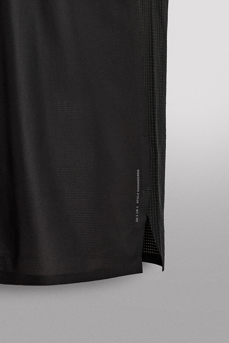 LIGHTWEIGHT RUNNING TANK TOP