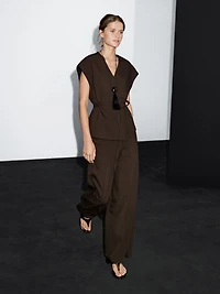 Crossover kimono with ties