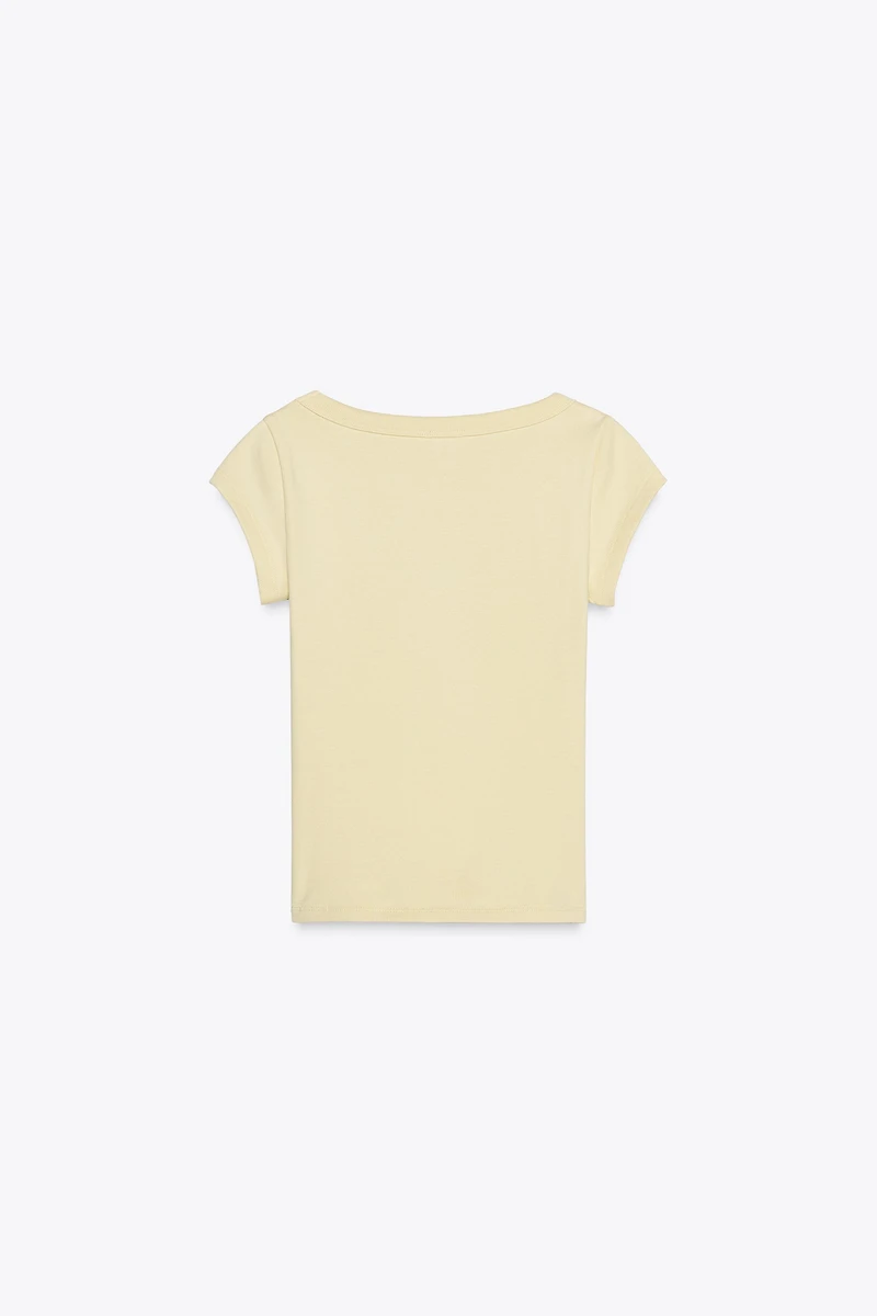 SCOOP NECK TOP