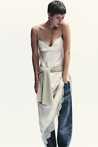 SATIN EFFECT LACE DRESS