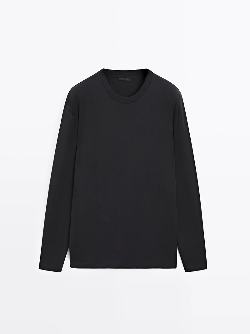 Long sleeve medium weight cotton T-shirt