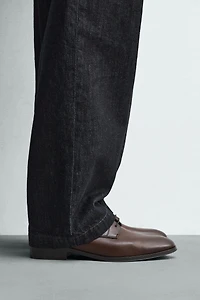 CHAUSSURES HABILLÉES