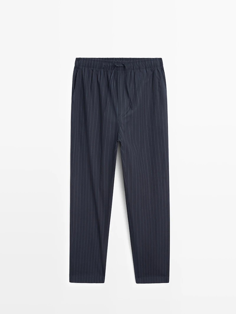 Pyjama avec haut à manches courtes et pantalon rayures