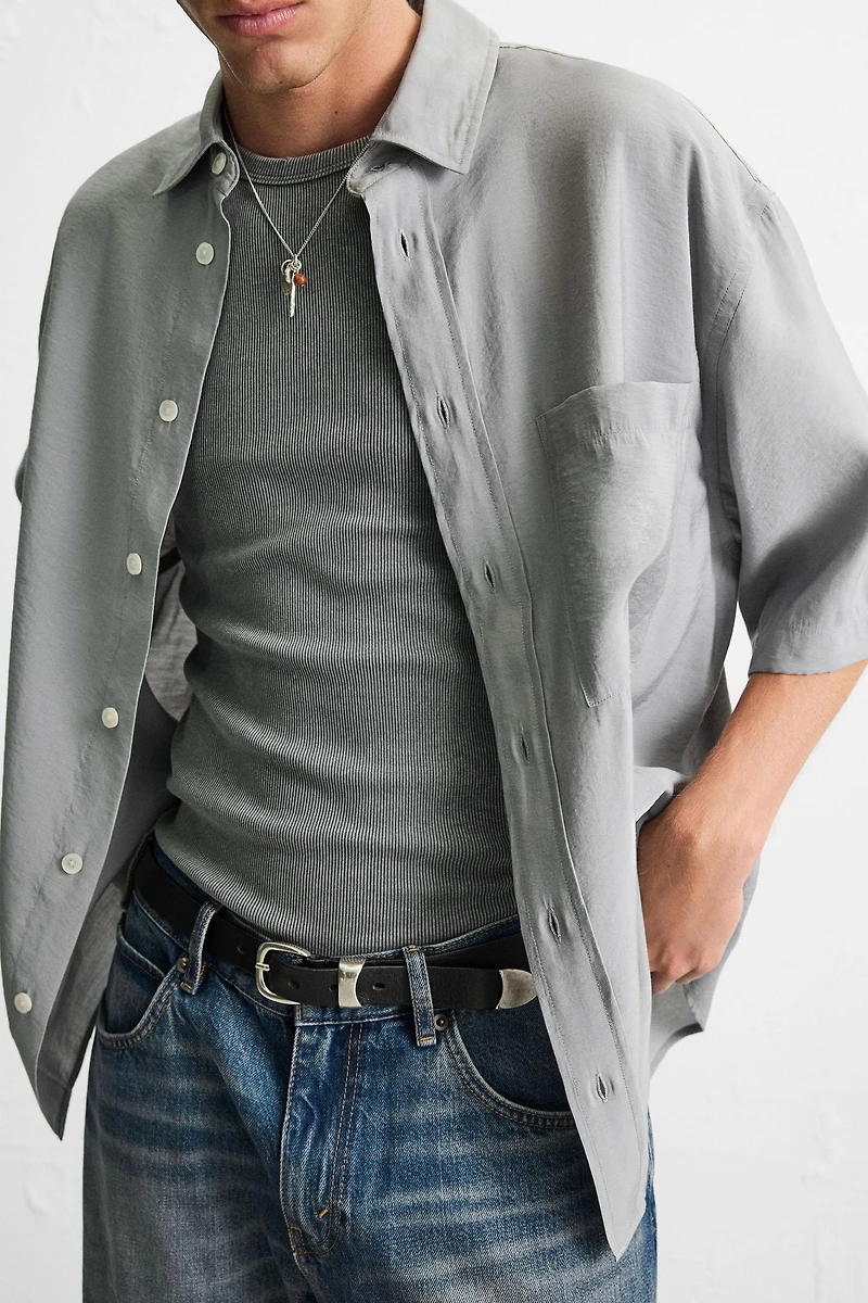 RELAXED FIT FLOWY SHIRT