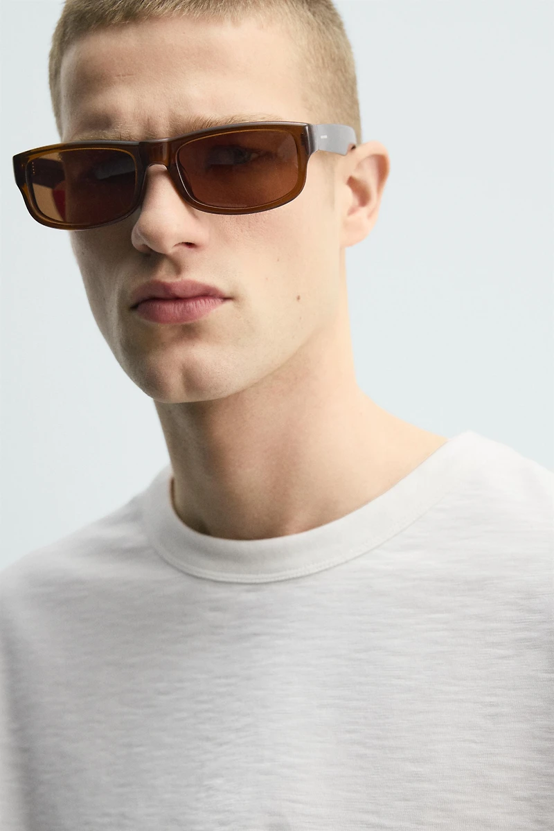 FLAMÉ TEXTURE RELAXED FIT T-SHIRT