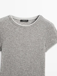 Short sleeve T-shirt with double trim