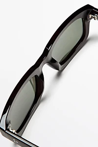 Rectangular sunglasses