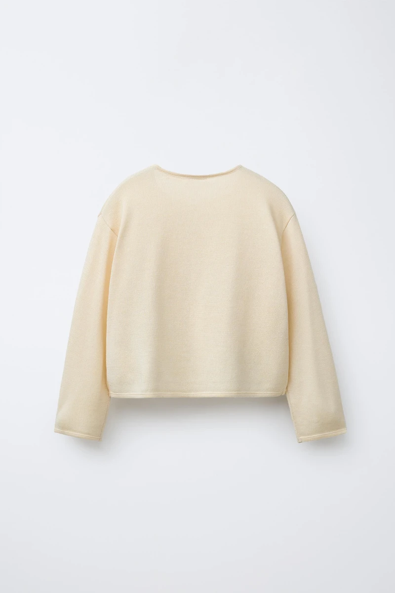 GILET EN MAILLE FLUIDE AVEC SOIE