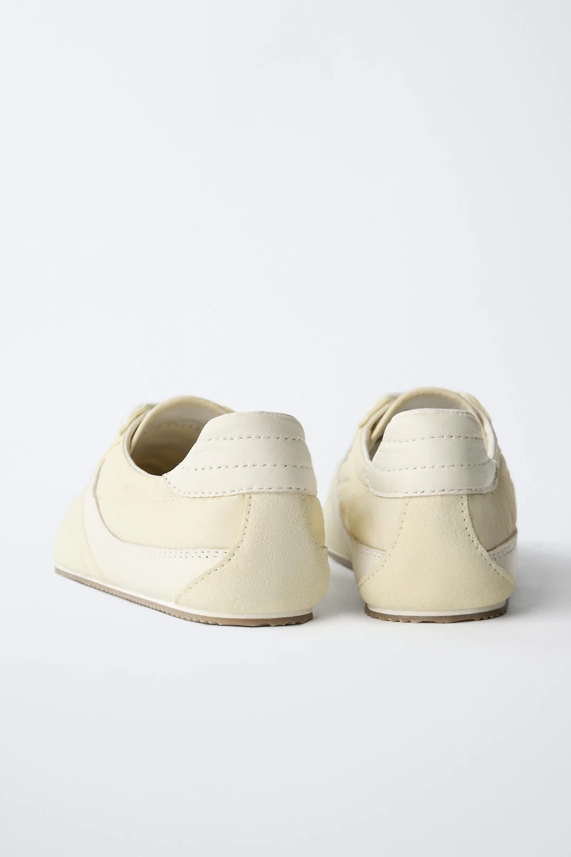 BASKETS AVEC CUIR