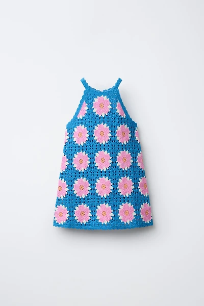 ROBE EN MAILLE CROCHET À FLEURS