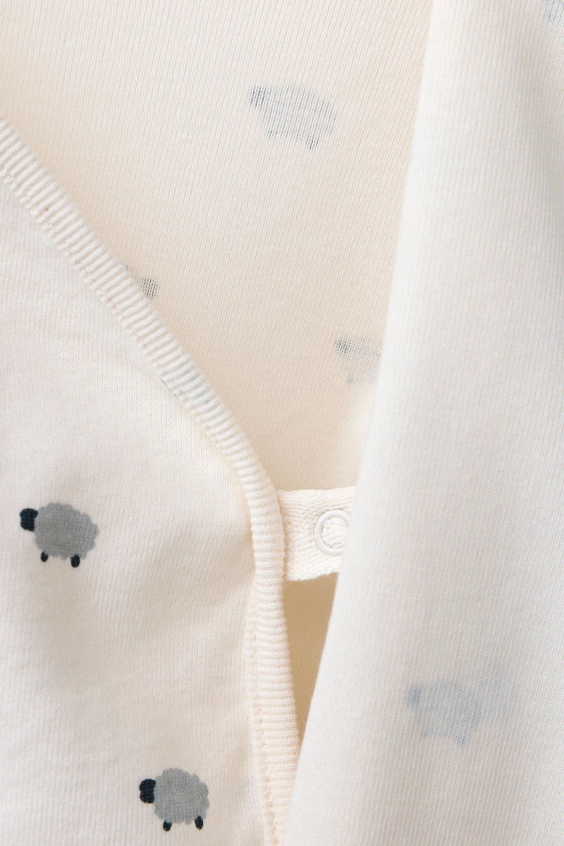 SHEEP PRINT BODYSUIT AND FOOTED PANTS SET