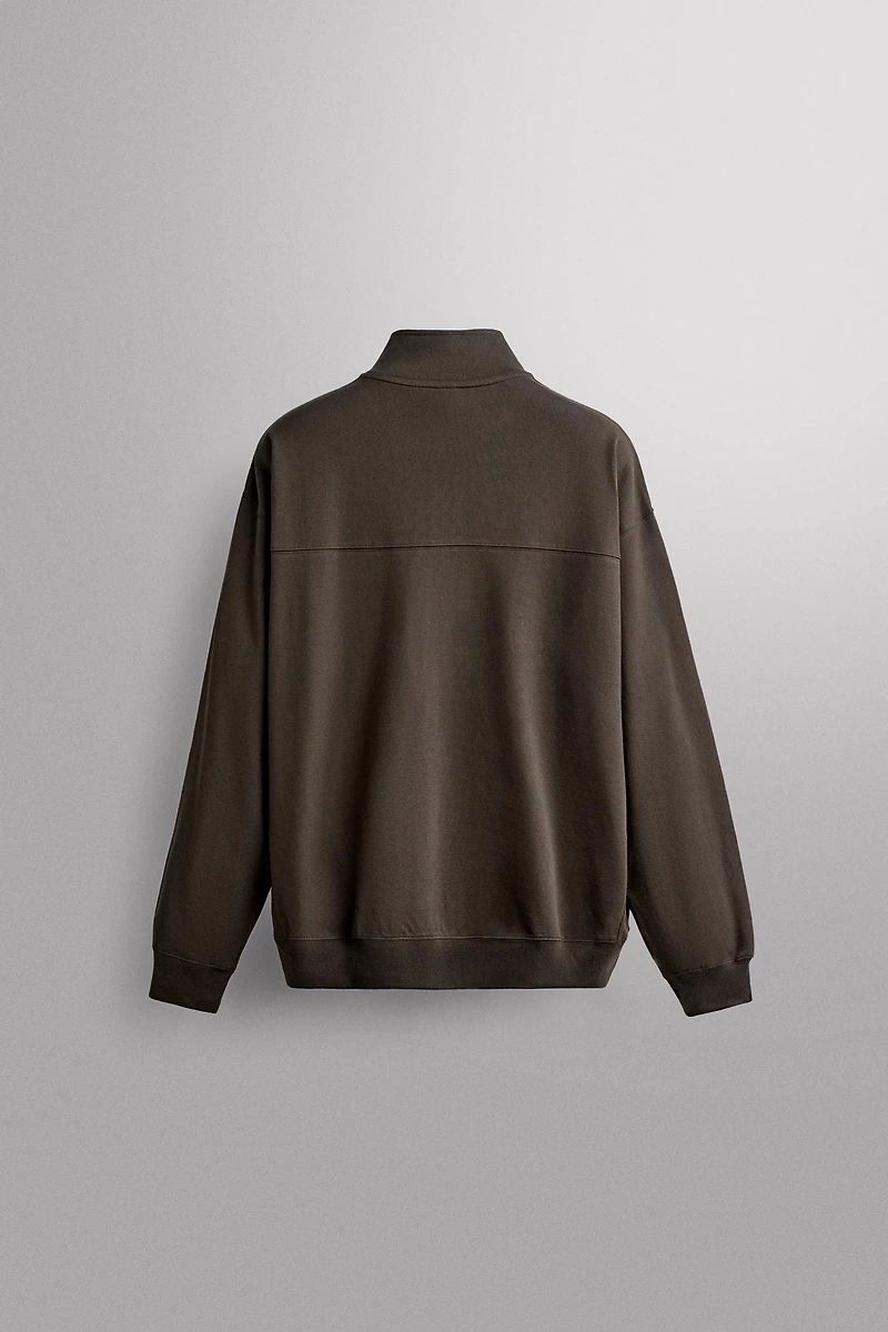 RELAXED FIT ZIP-UP SWEATSHIRT