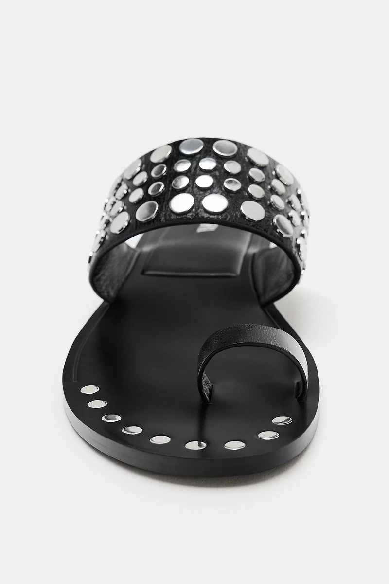 FLAT LEATHER SANDALS WITH STUDS