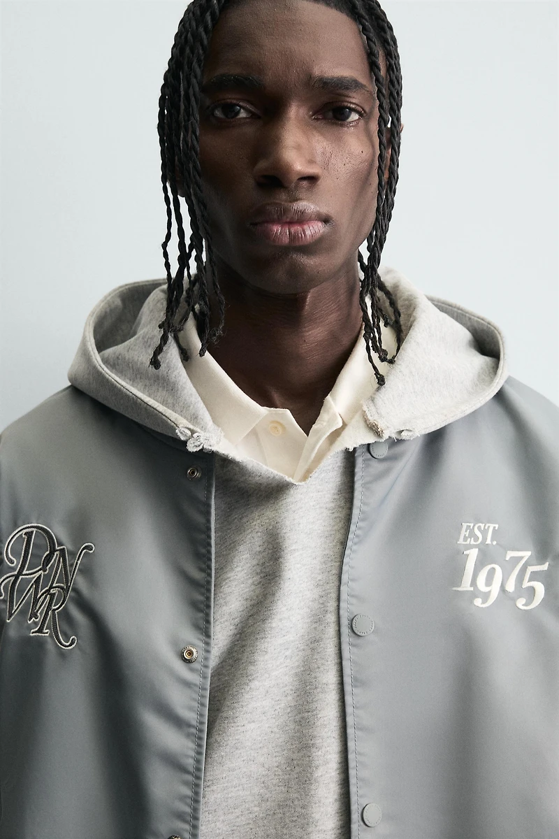 CONTRAST EMBROIDERY BOMBER JACKET