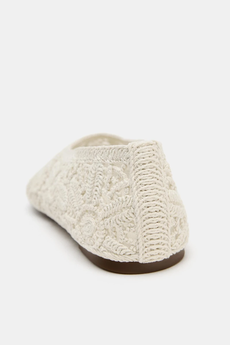 FLORAL CROCHET BALLET FLATS